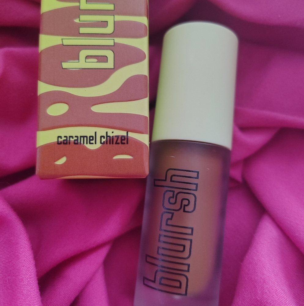 Blush Caramel Chisel Liquid Blush